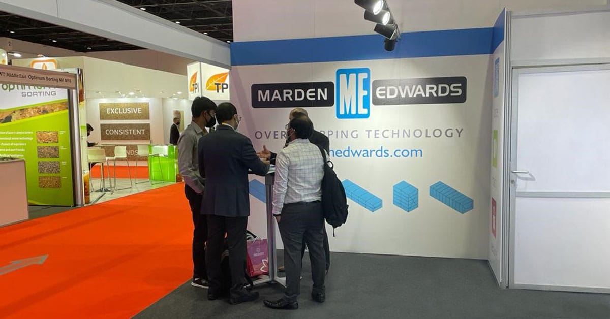 Marden Edwards discussing our Tobacco Coding & Tracking Systems with tobacco industry clients at WT Middle East 2021.